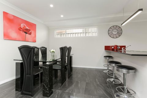 Perth Comfy Stays - Australia Accommodation 20