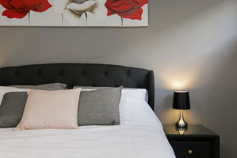 Perth Comfy Stays - Australia Accommodation 28