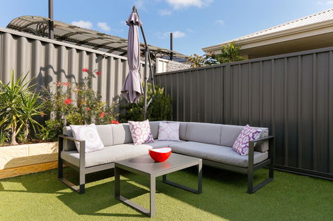 Perth Comfy Stays - Australia Accommodation 8