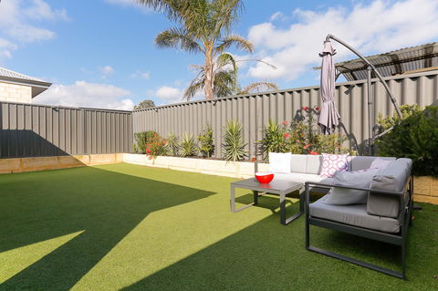 Perth Comfy Stays - Australia Accommodation 7