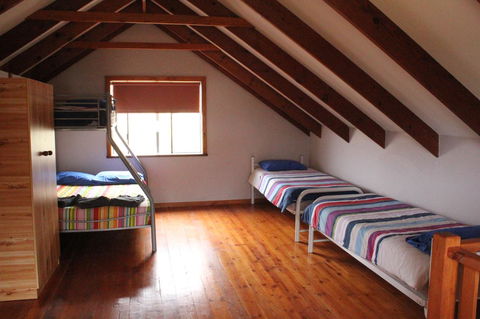 Kestrel Chalets - Australia Accommodation 9