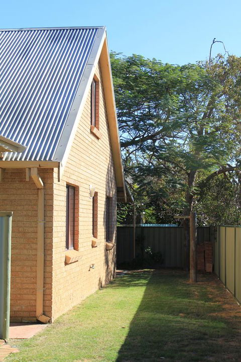Kestrel Chalets - Australia Accommodation 5