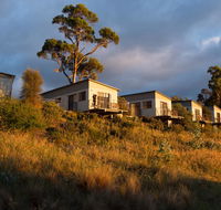 Swansea Beach Chalets - Australia Accommodation