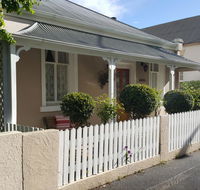 Arendon Cottage - Australia Accommodation