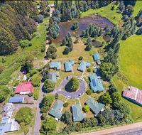 Giants Table and Cottages - Australia Accommodation