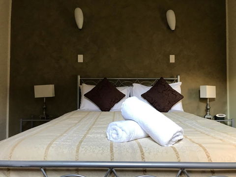 Beachend Bicheno - Australia Accommodation 9