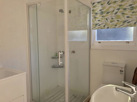 Beachend Bicheno - Australia Accommodation 14