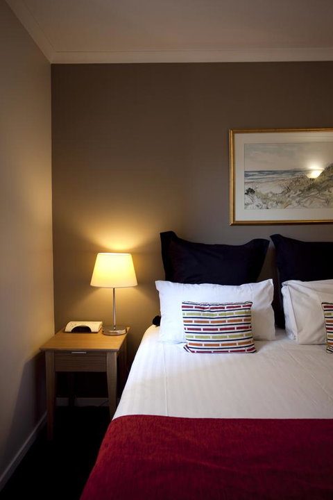 Hobart Waterfront Apartments - Australia Accommodation 17