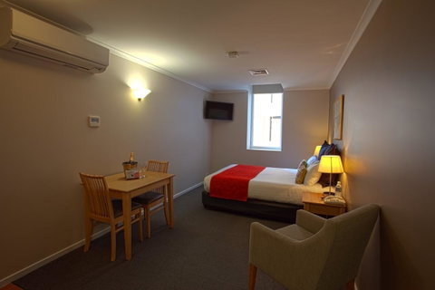 Hobart Waterfront Apartments - Australia Accommodation 16