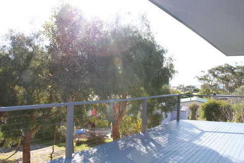 Mermaids Of Bicheno - Australia Accommodation 13