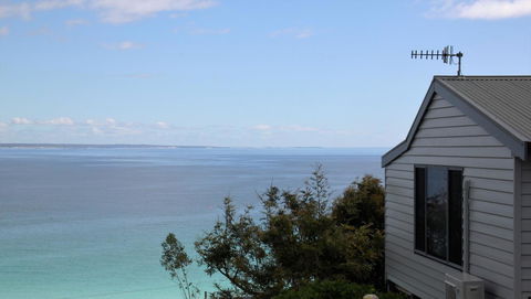 SEA EAGLE COTTAGE Amazing Views Of Bay Of Fires - Australia Accommodation 15