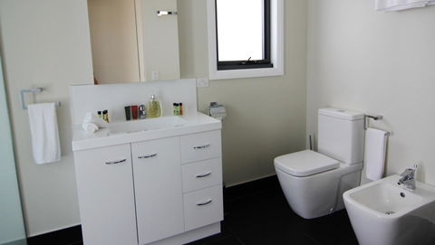 SEA EAGLE COTTAGE Amazing Views Of Bay Of Fires - Australia Accommodation 28