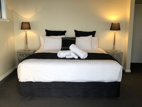 SEA EAGLE COTTAGE Amazing Views Of Bay Of Fires - Australia Accommodation 4