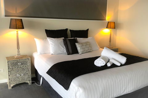 SEA EAGLE COTTAGE Amazing Views Of Bay Of Fires - Australia Accommodation 2
