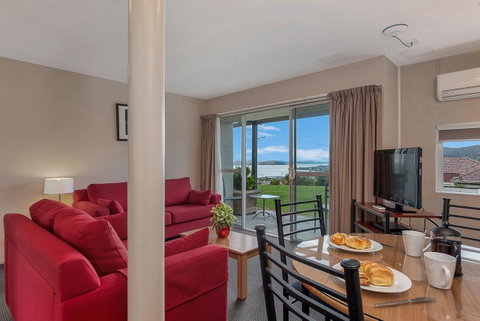 Bay View Villas - Australia Accommodation 38