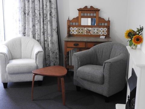 Tamar House - Australia Accommodation 22
