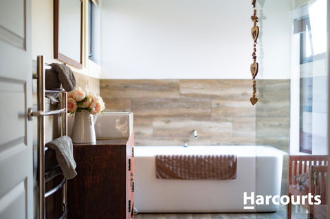 The WeareHouse In Deloraine - Australia Accommodation 7