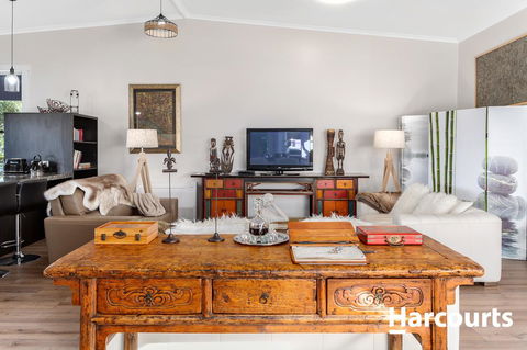 The WeareHouse In Deloraine - Australia Accommodation 16