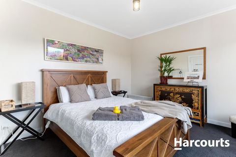 The WeareHouse In Deloraine - Australia Accommodation 4