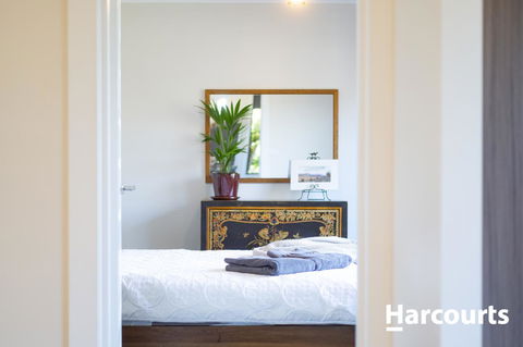 The WeareHouse In Deloraine - Australia Accommodation 21