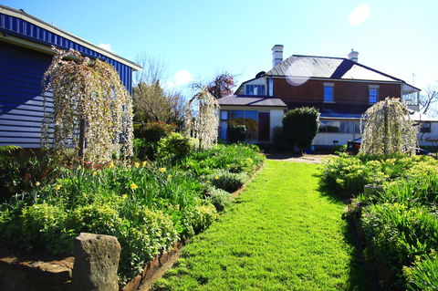 The WeareHouse In Deloraine - Australia Accommodation 37