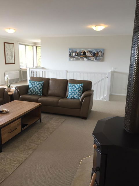 Swansea Beach House Oceanfront - Australia Accommodation 11