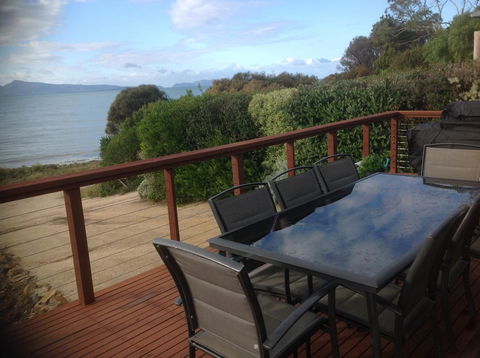 Swansea Beach House Oceanfront - Australia Accommodation 5