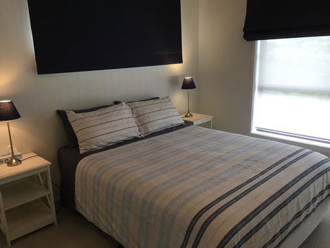 Swansea Beach House Oceanfront - Australia Accommodation 10