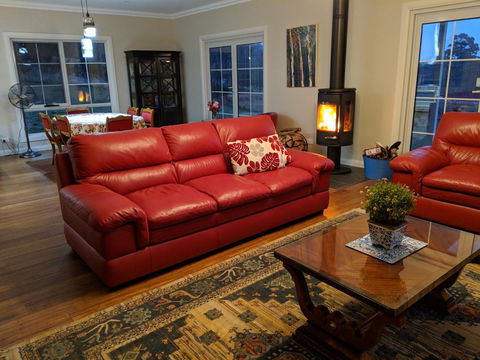 Mountain Blue Guest House - Australia Accommodation 2