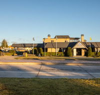 New England Motor Lodge - Australia Accommodation