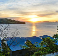 NEWLY BEAUTFULLY RENOVATED 16 The Casuarina - 3 Bedroom House With 180 Degree Ocean Views - Australia Accommodation
