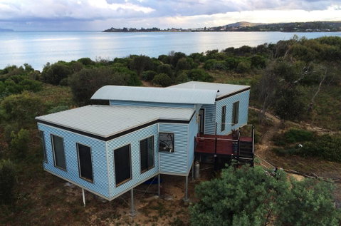 Nine Mile Escape - Australia Accommodation 3