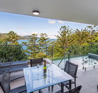 Northcape 1 Ocean Front 4 Bedroom 4 Bathroom Pool Golf Buggy 2 Kitchens BBQs - Australia Accommodation