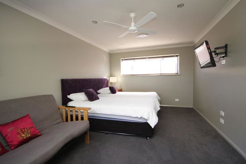 NORTHERN HAVEN-3/16 David Campbell St NH - Australia Accommodation 1