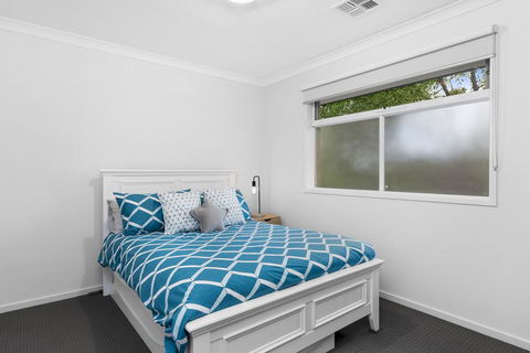 OCEAN BREEZE Family Home - Australia Accommodation 3