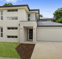 OCEAN BREEZE Family Home - Australia Accommodation