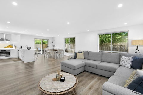 OCEAN BREEZE Family Home - Australia Accommodation 2