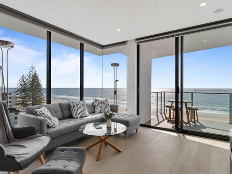 Ocean Views Apartment With Rooftop Pool - Australia Accommodation 3