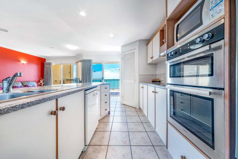 Ocean Views Galore - Airlie Beach - Australia Accommodation 2
