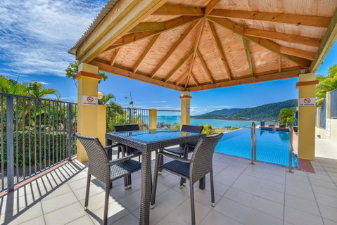 Ocean Views Galore - Airlie Beach - Australia Accommodation 0