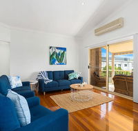 Orient Express To The Beach - Australia Accommodation