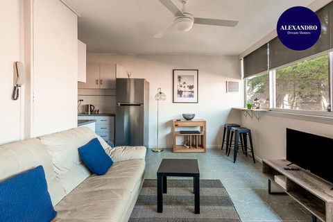 PADDINGTON PAD With PARKING & SMART TV & POOL - Australia Accommodation 0