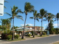 Palm View Holiday Apartments