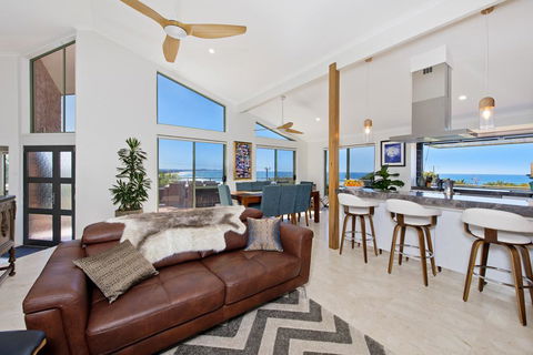 Panorama Beach House - Australia Accommodation 3