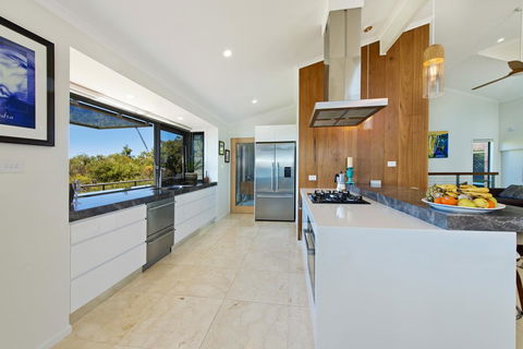 Panorama Beach House - Australia Accommodation 2