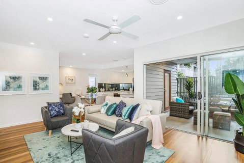 Park Avenue Townhouse Retreat Brisbane Sleeps 10 - Australia Accommodation 0