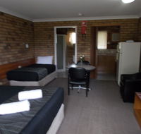 Park House Motor Inn - Australia Accommodation