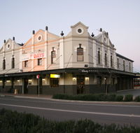 Peden's Hotel - Australia Accommodation