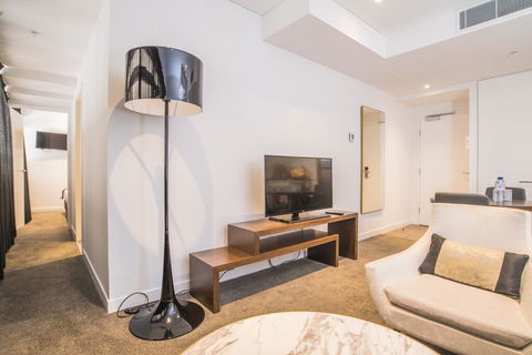 Perfect Location 1bed Apt @Silkari Suite Chatswood - Australia Accommodation 2