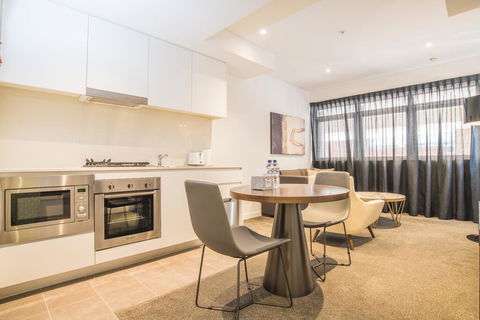 Perfect Location 1bed Apt @Silkari Suite Chatswood - Australia Accommodation 1